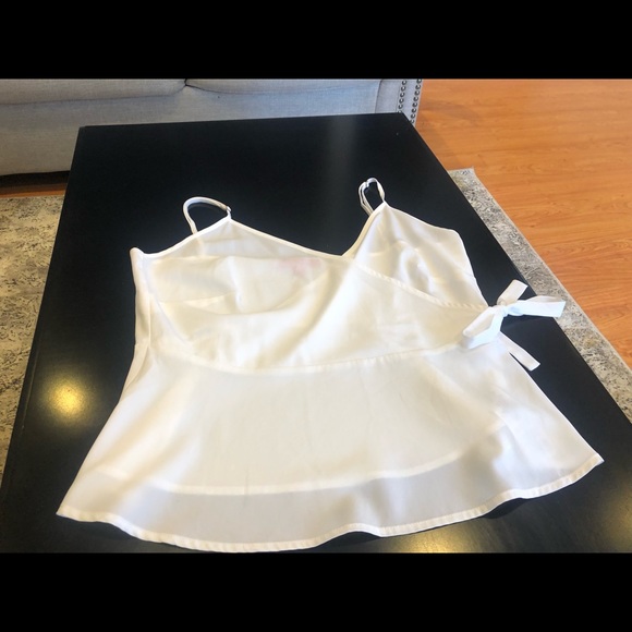 Beautiful white spaghetti strap GUESS shirt - Picture 2 of 5